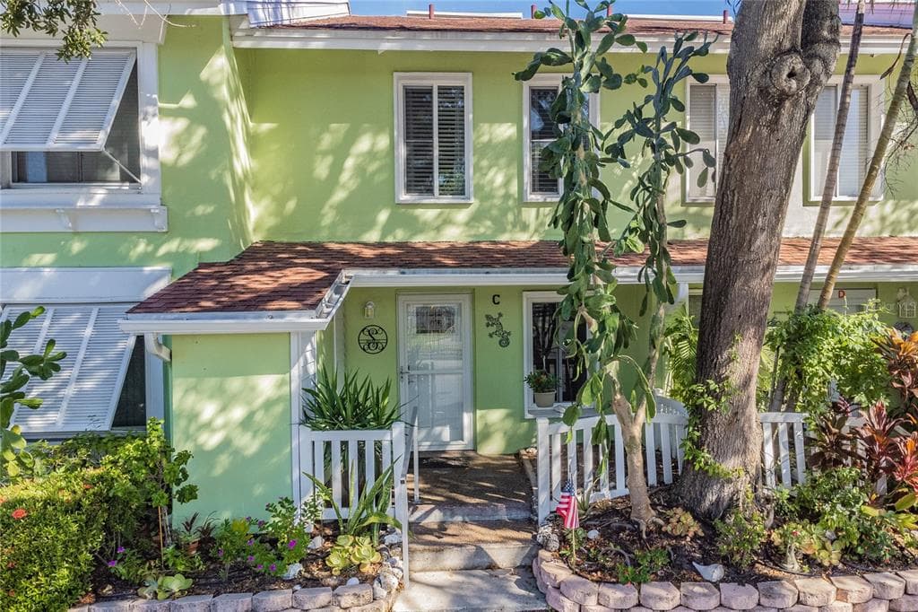 4199 38TH AVENUE S UNIT 65 C ST PETERSBURG, FL 33711