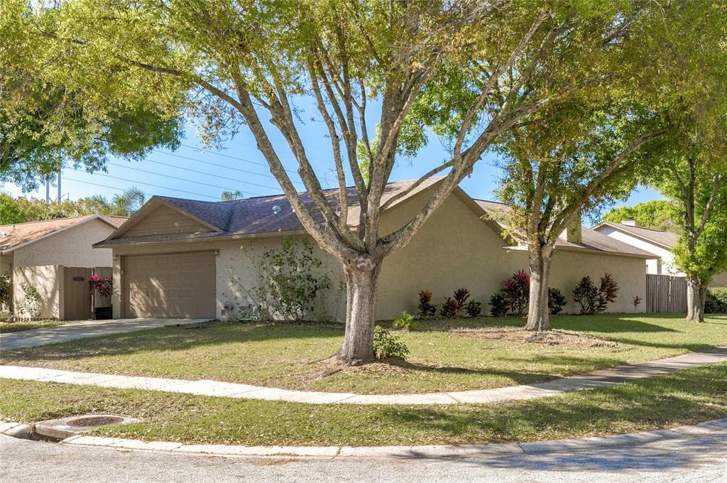 2771 MONICA LANE PALM HARBOR, FL 34684