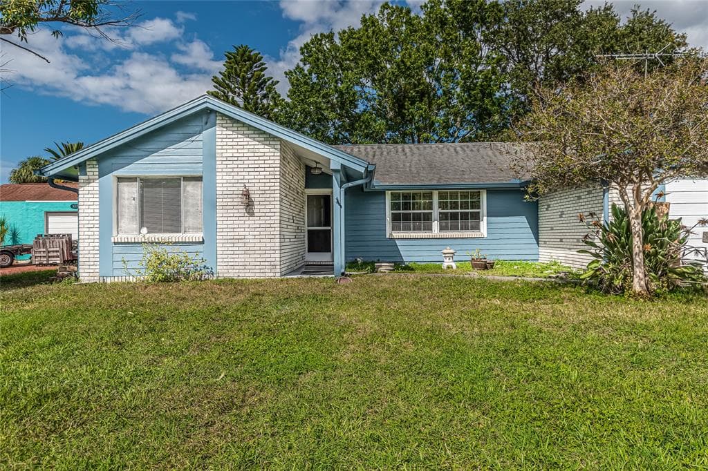 3141 HONEYMOON LANE HOLIDAY, FL 34691