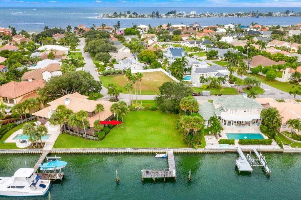 PONCE DE LEON DRIVE TIERRA VERDE, FL 33715