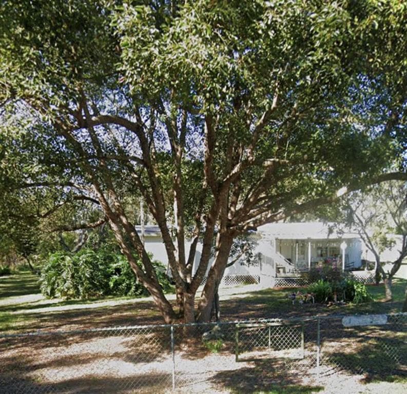 116 OLD WELCOME ROAD LITHIA, FL 33547