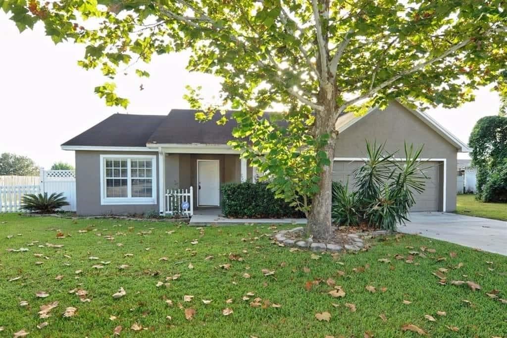 8559 CHERRY HILL DRIVE LAKELAND, FL 33810