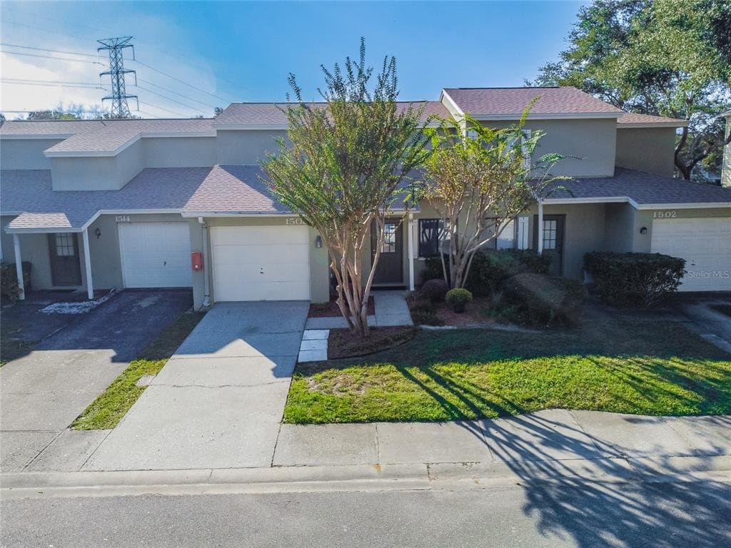 1508 ADAMS CIRCLE E LARGO, FL 33771