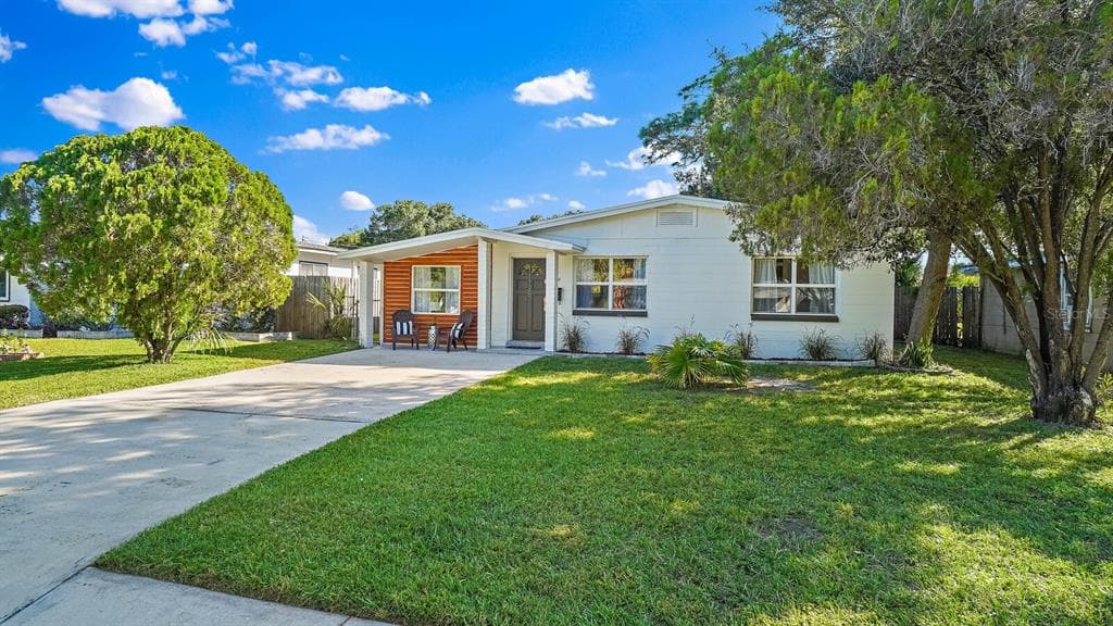 1128 58TH AVENUE N ST PETERSBURG, FL 33703