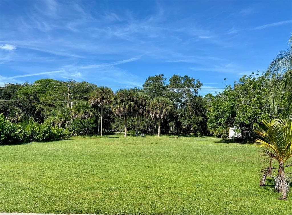 285 ANNAPOLIS LANE ROTONDA WEST, FL 33947