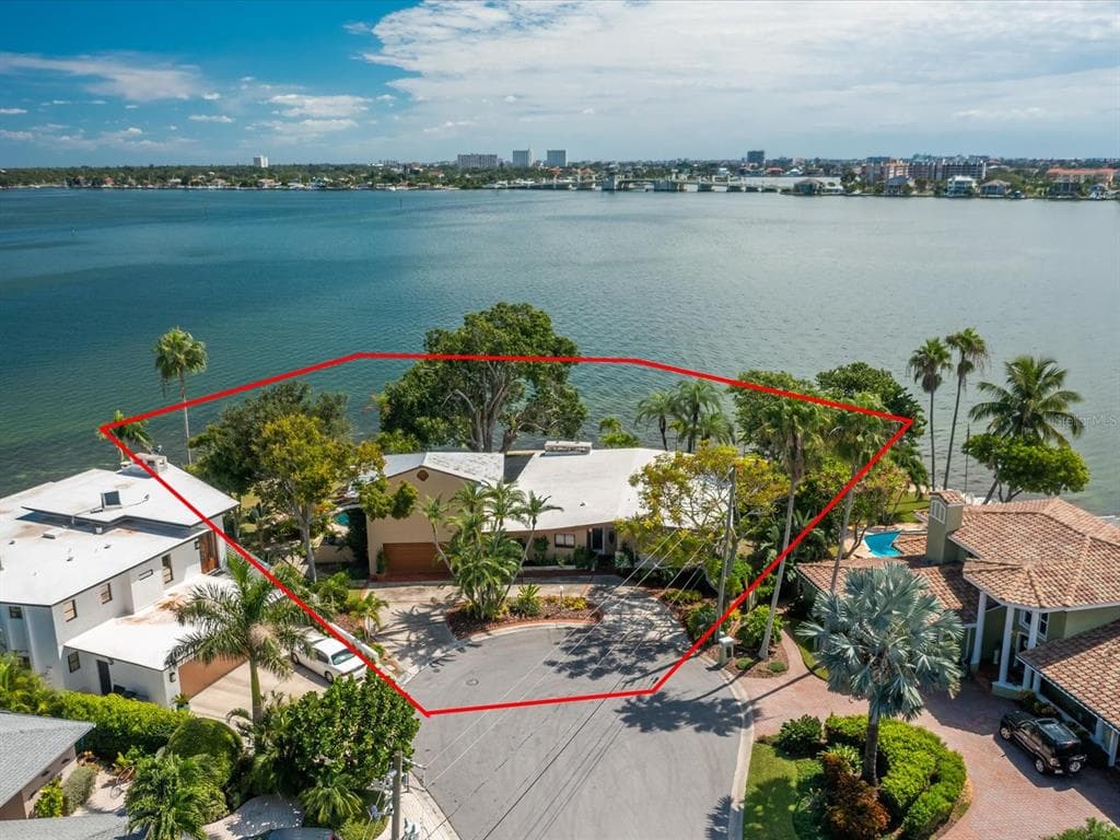 11000 9TH STREET E TREASURE ISLAND, FL 33706