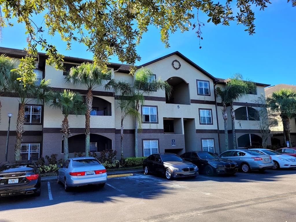 16413 ENCLAVE VILLAGE DRIVE UNIT 106 TAMPA, FL 33647