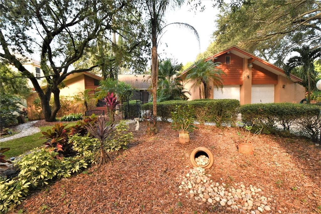 5185 LAKE VALENCIA BOULEVARD W PALM HARBOR, FL 34684