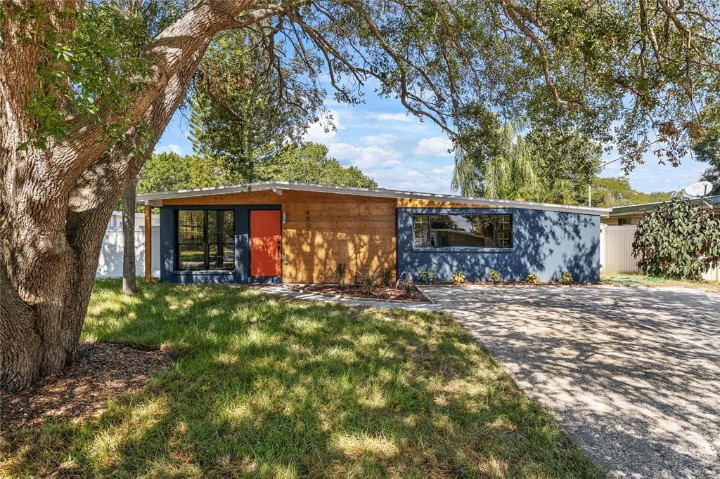 4009 W MONTGOMERY TERRACE TAMPA, FL 33616