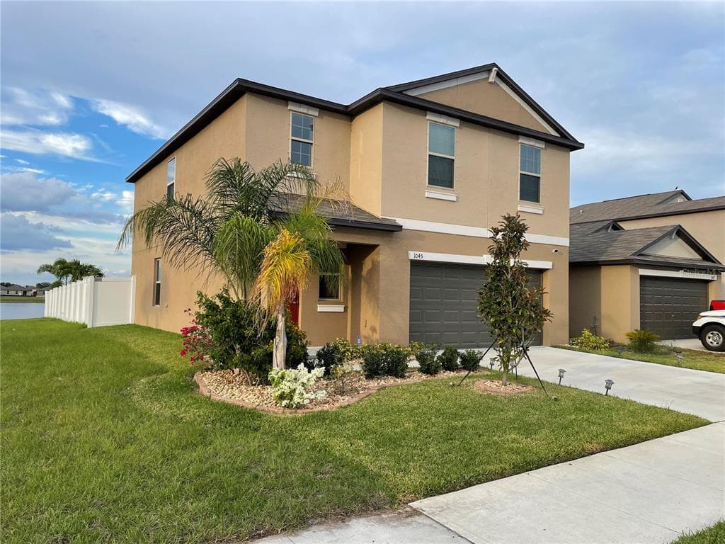 1045 7TH AVE NW RUSKIN, FL 33570