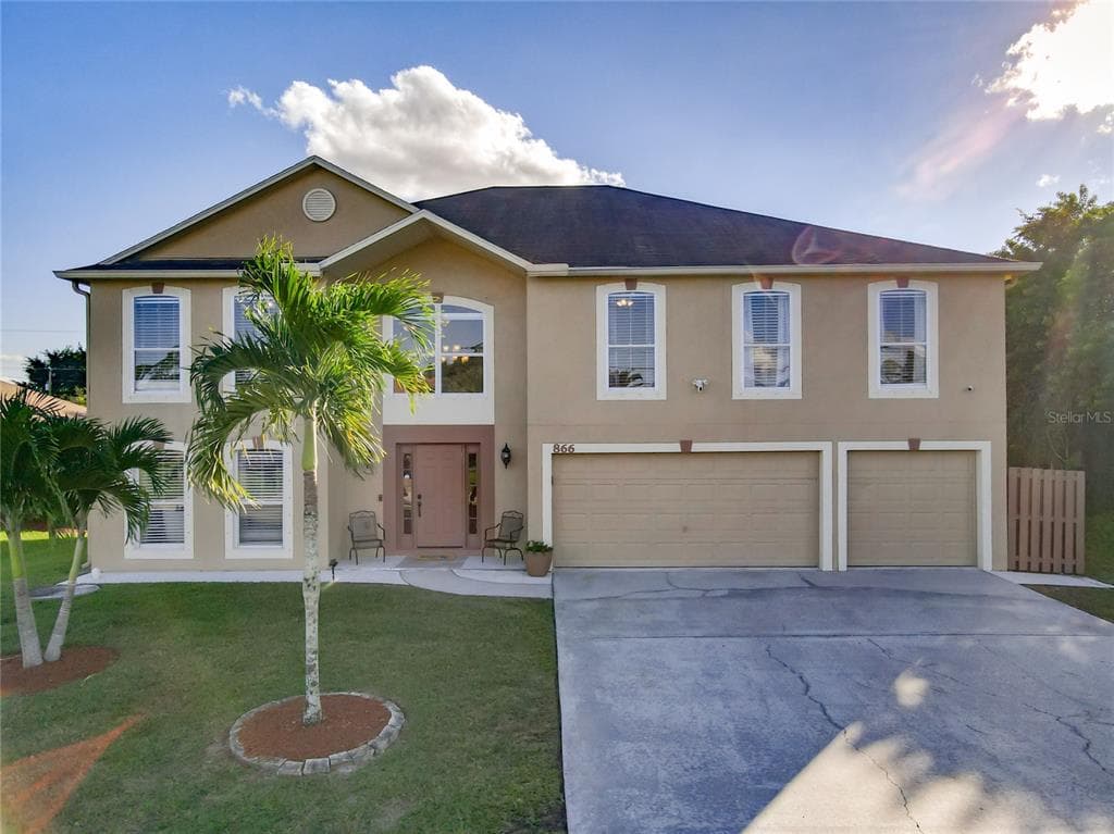 866 SW ABINGDON AVENUE PORT SAINT LUCIE, FL 34953