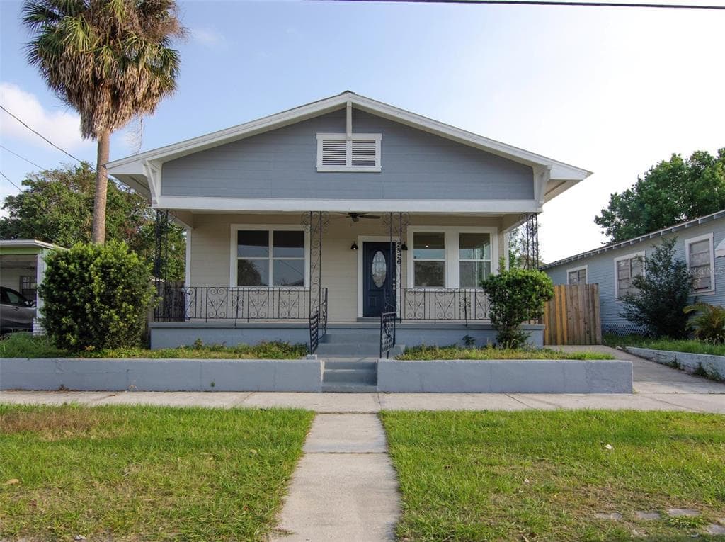 2526 W WALNUT STREET TAMPA, FL 33607