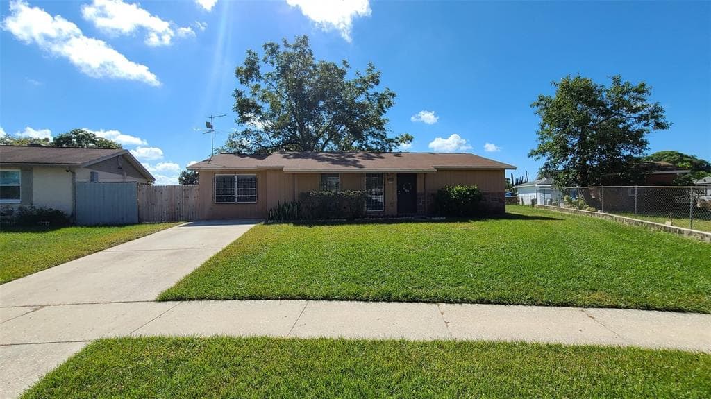 6403 WILLOW WOOD COURT TAMPA, FL 33634