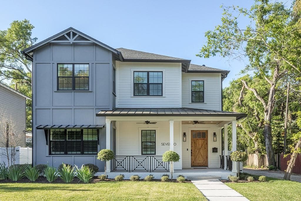 710 W AMELIA AVENUE