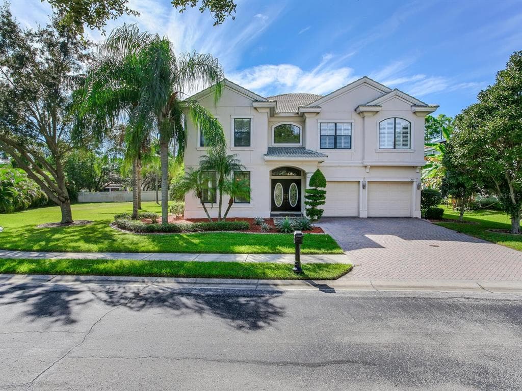 2683 LAKEBREEZE LANE S CLEARWATER, FL 33759