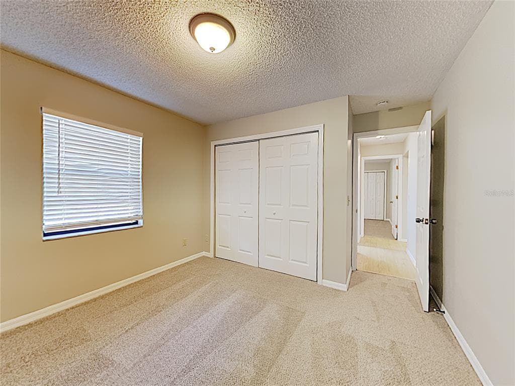 2807 S MILLER ROAD VALRICO, FL 33596