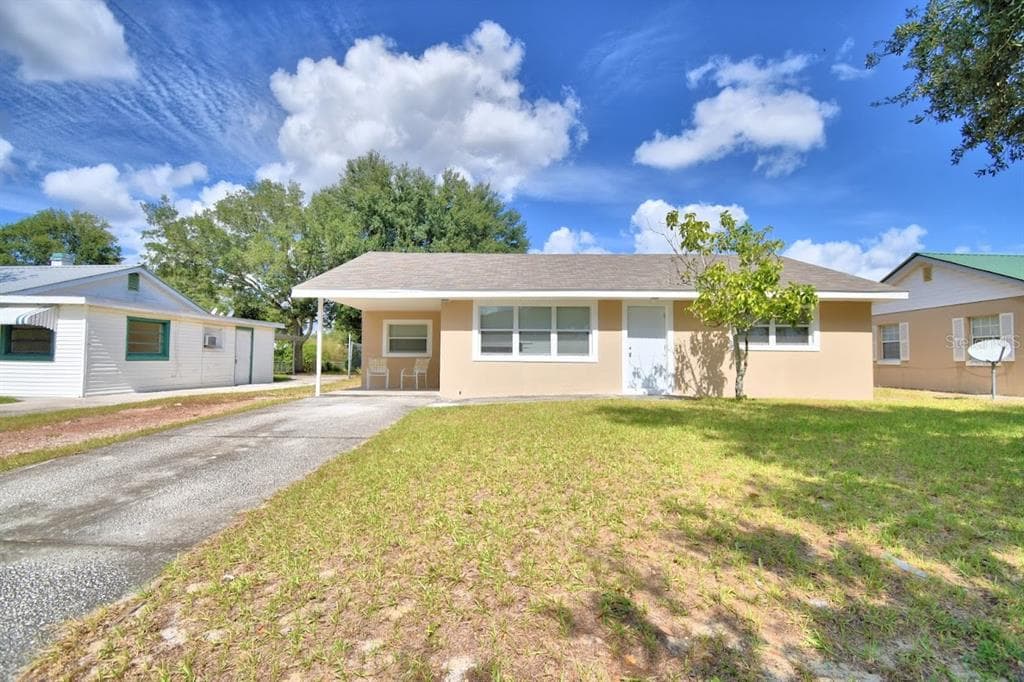 1239 CARLTON AVENUE LAKE WALES, FL 33853