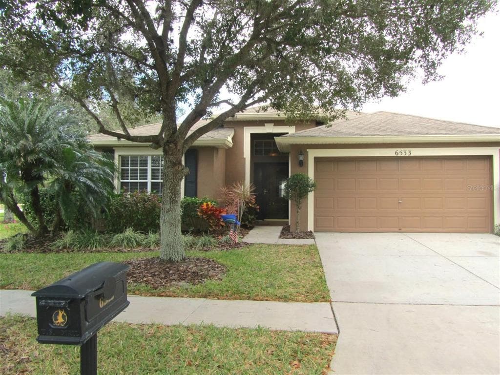 6533 BRIDGECREST DRIVE LITHIA, FL 33547
