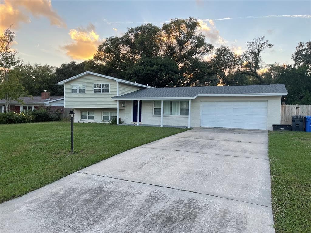 1004 MEADOW LANE BRANDON, FL 33511