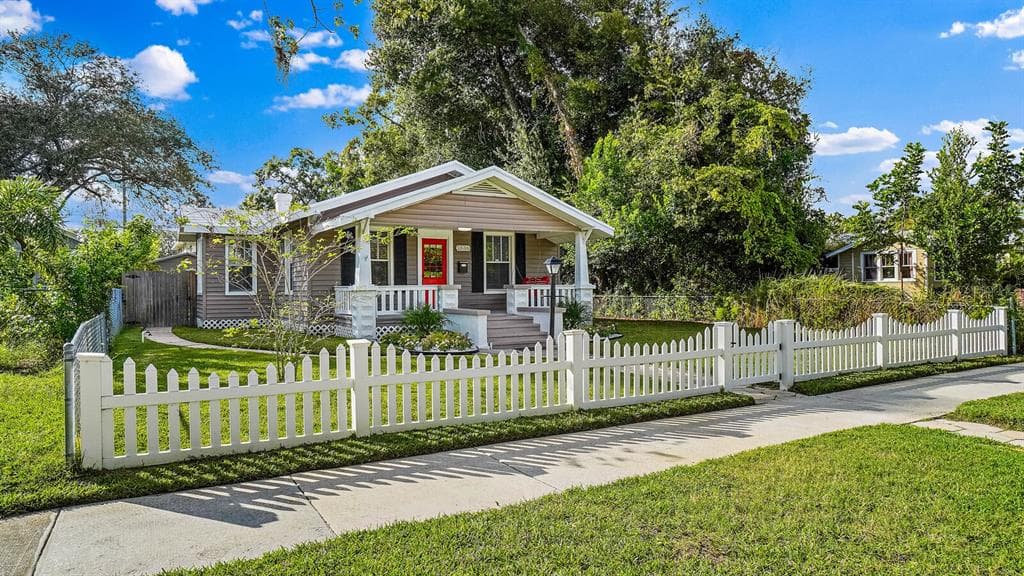 2636 11TH STREET N ST PETERSBURG, FL 33704