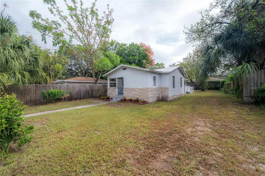 3721 N GARRISON STREET TAMPA, FL 33619