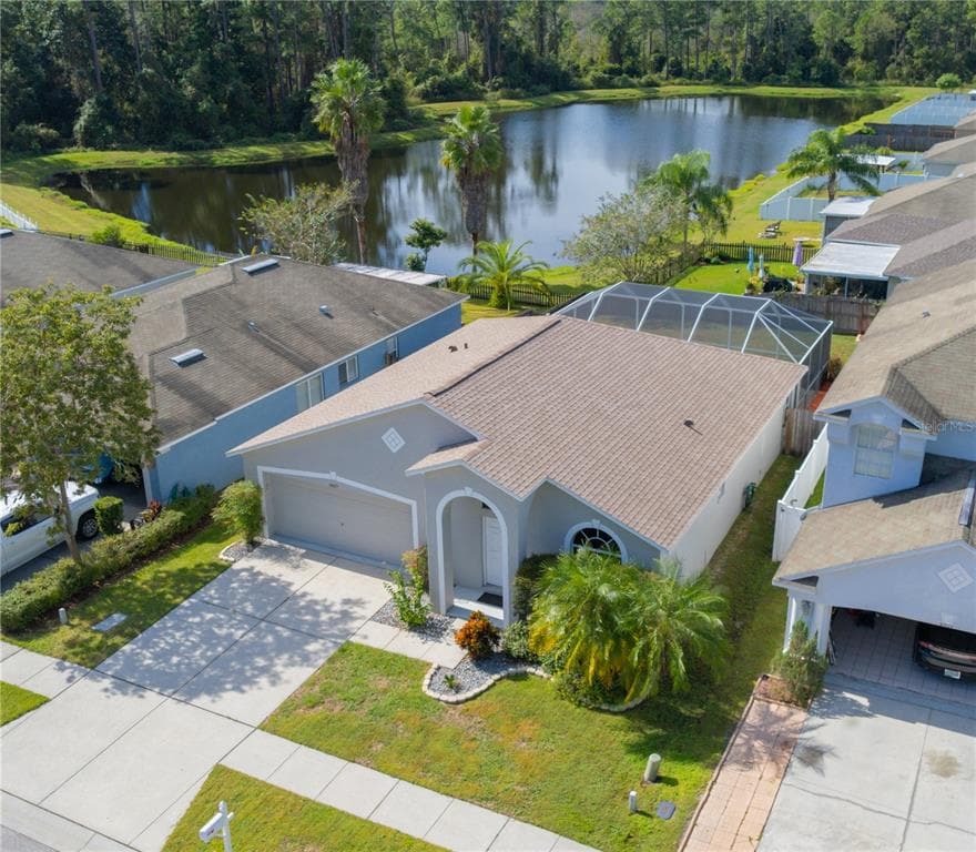 6425 BUCKHEAD COURT WESLEY CHAPEL, FL 33545