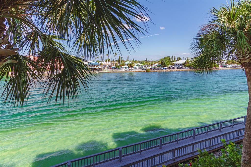 7467 BAYSHORE DRIVE UNIT 303 TREASURE ISLAND, FL 33706