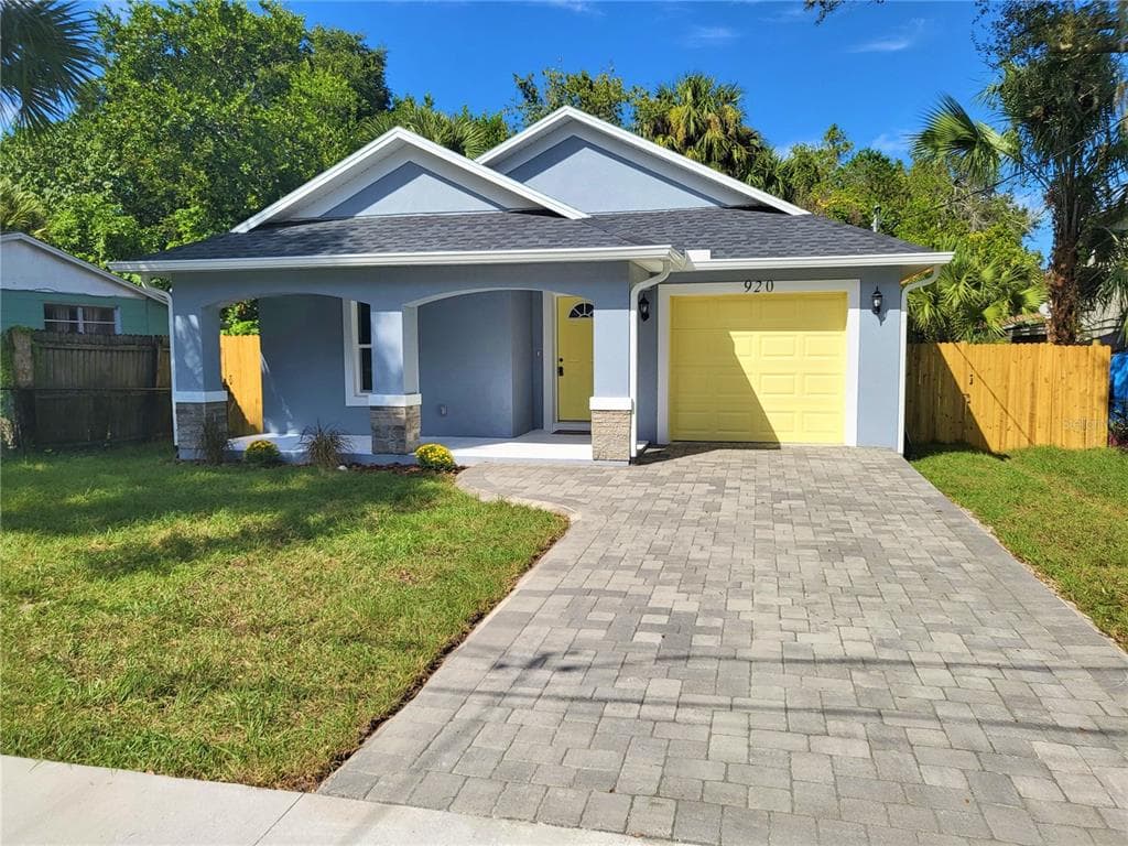 920 N CASTLE COURT TAMPA, FL 33612