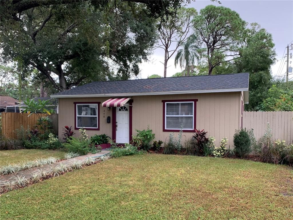 246 49TH AVENUE N ST PETERSBURG, FL 33703