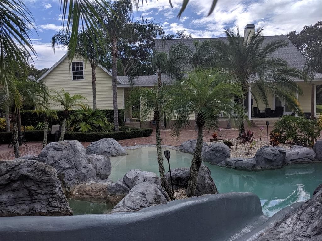 15426 BELLAMY ROAD TAMPA, FL 33625