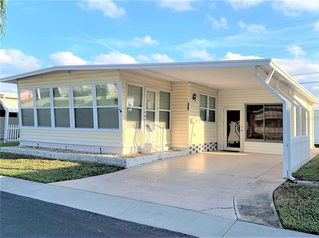2000 E BAY DRIVE UNIT 173 LARGO, FL 33771