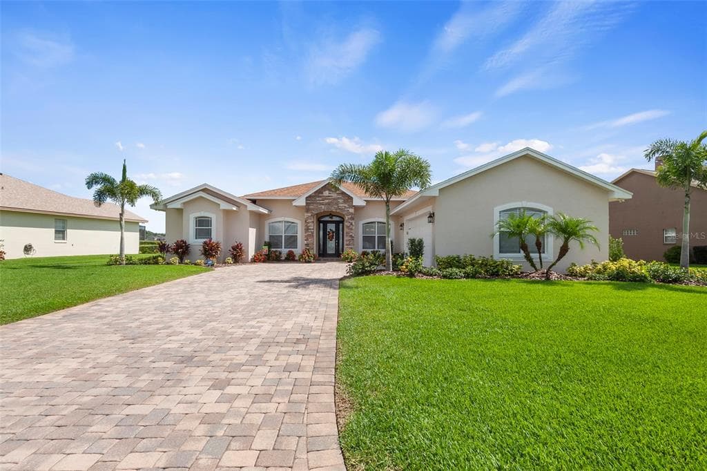 610 HART LAKE DRIVE WINTER HAVEN, FL 33884