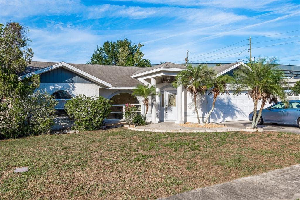 5815 117TH AVENUE N PINELLAS PARK, FL 33782