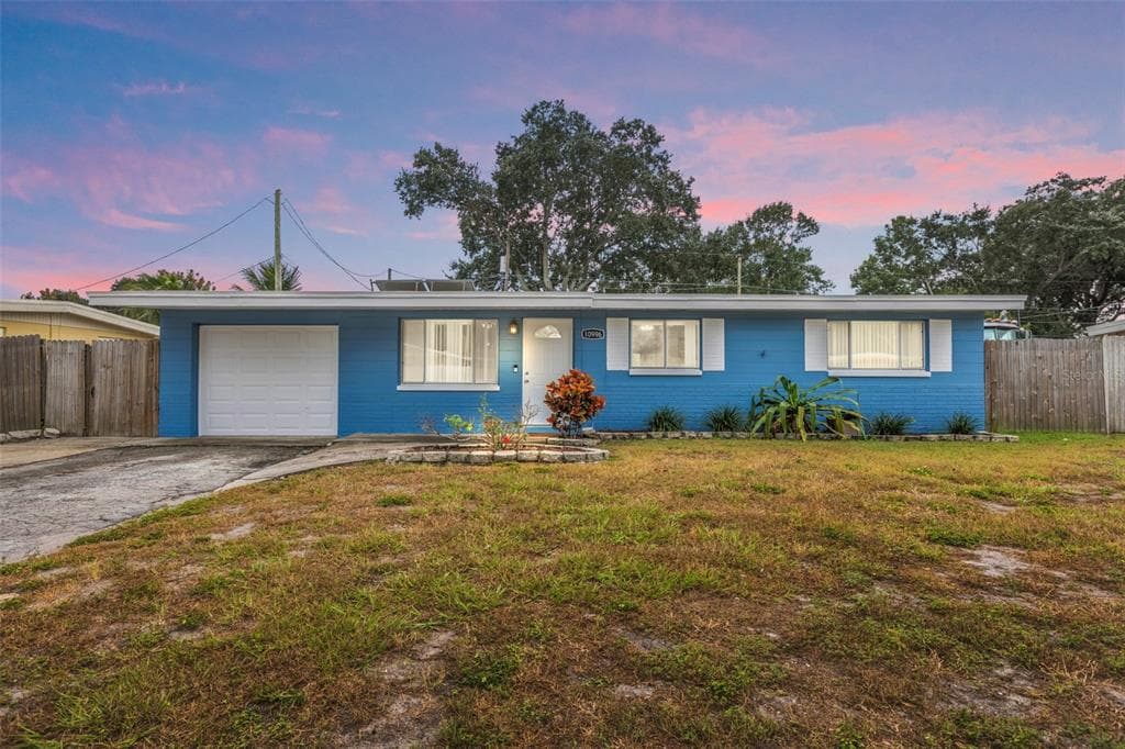 10996 106TH AVENUE SEMINOLE, FL 33778