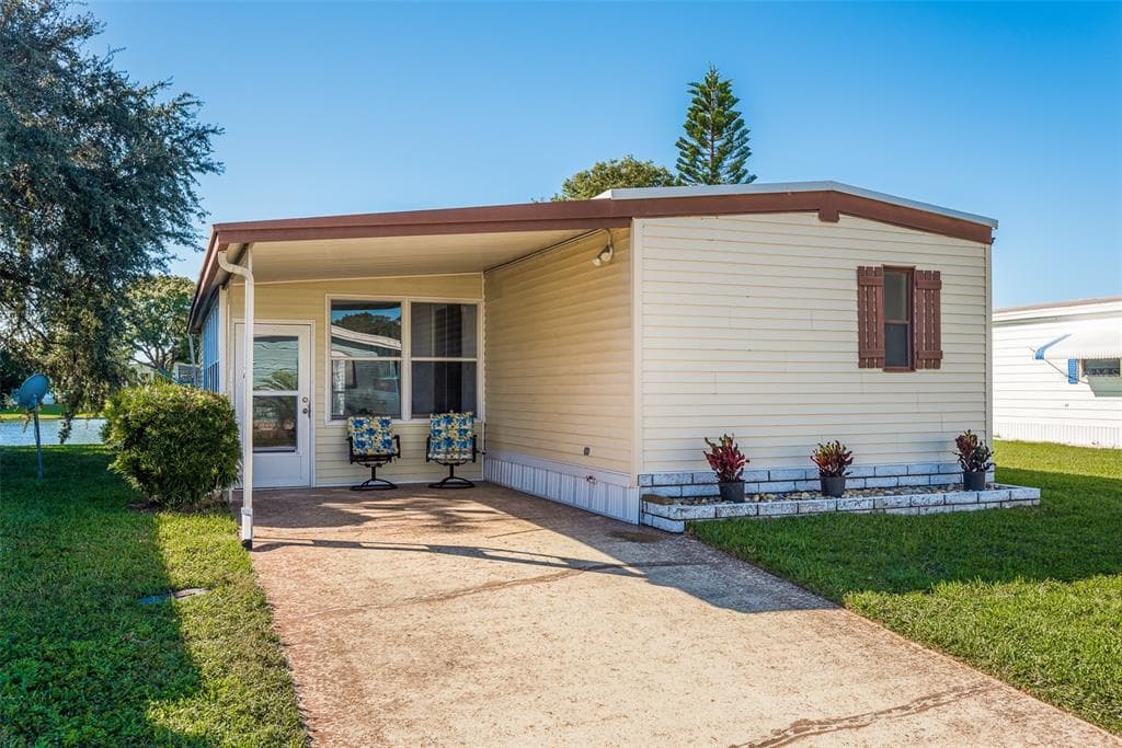 3121 BIXLER COURT HOLIDAY, FL 34690