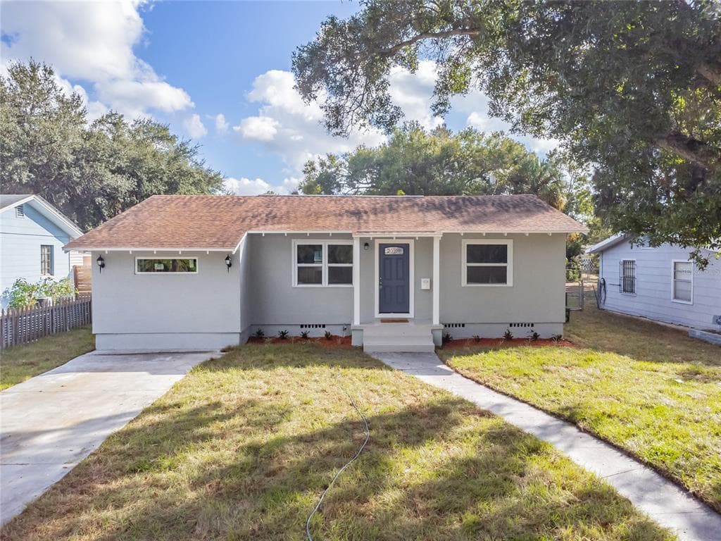4930 2ND AVENUE S ST PETERSBURG, FL 33707