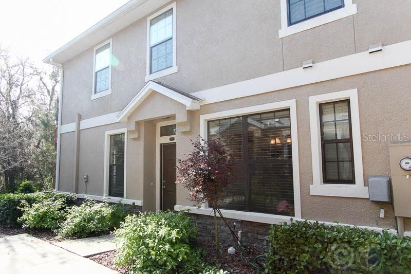 5722 KINGLETSOUND PLACE LITHIA, FL 33547