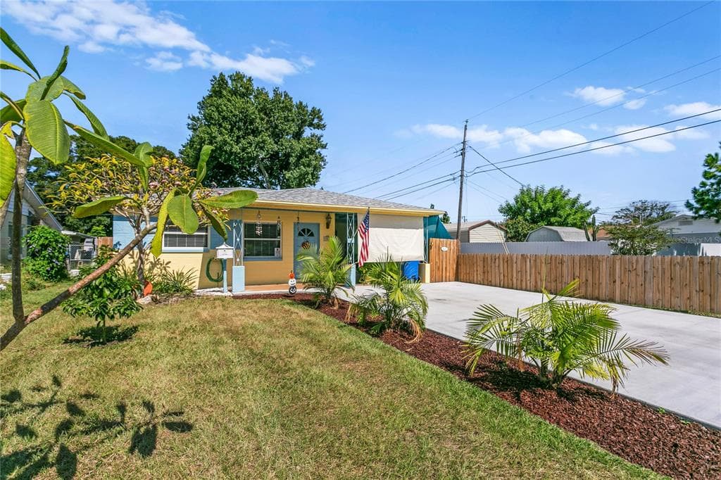 4019 32ND AVENUE N ST PETERSBURG, FL 33713