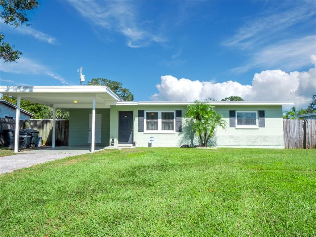 5711 92ND AVENUE N PINELLAS PARK, FL 33782