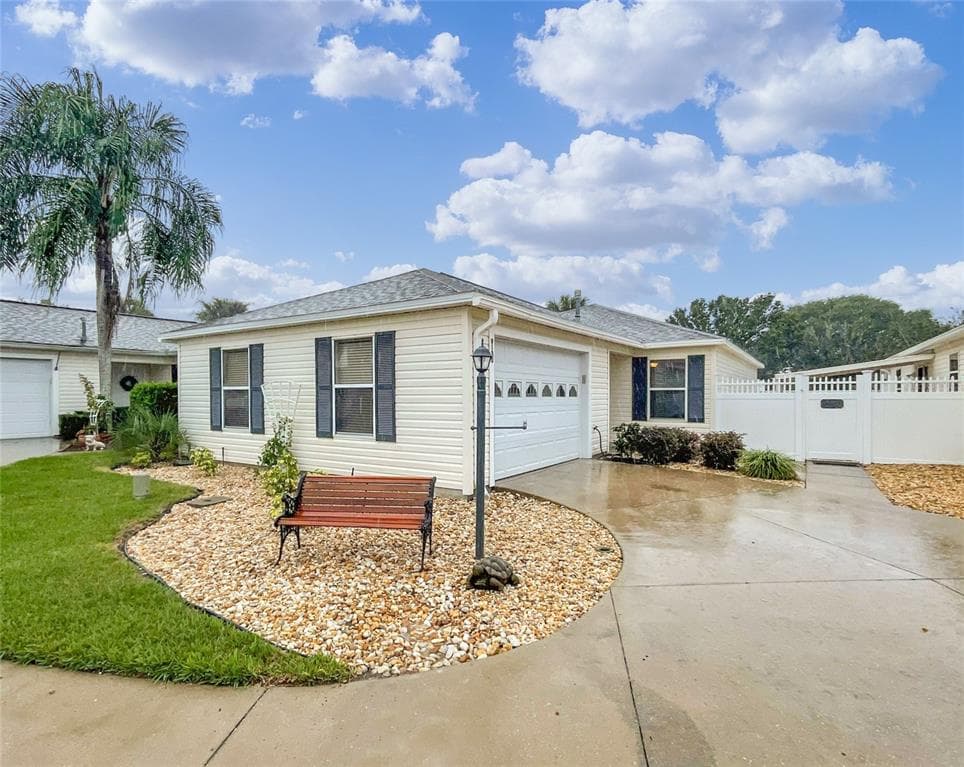9130 SE 179TH GRANBURY STREET THE VILLAGES, FL 32162