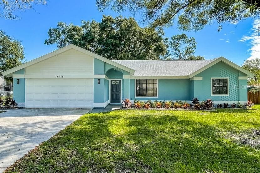 23225 SIERRA ROAD LAND O LAKES, FL 34639