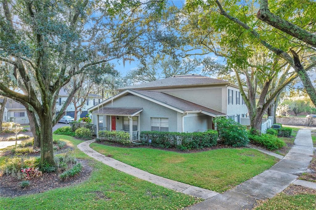 11747 RAINTREE DRIVE UNIT 11747 TAMPA, FL 33617