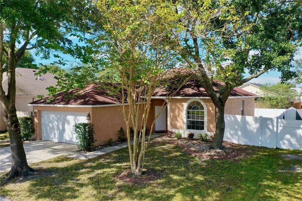 11540 WELLMAN DRIVE RIVERVIEW, FL 33578