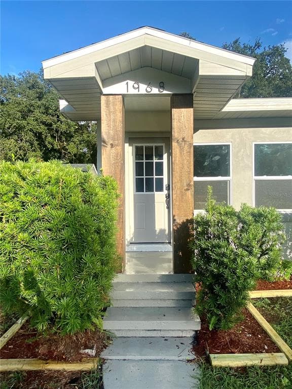 1968 BERKLEY ROAD AUBURNDALE, FL 33823