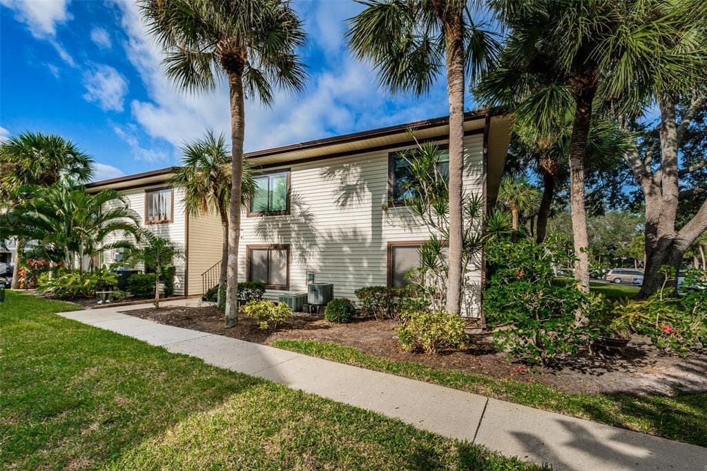 344 MOORINGS COVE DRIVE UNIT 3A TARPON SPRINGS, FL 34689
