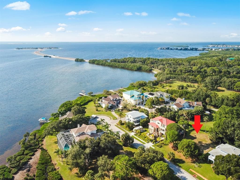 0000 GRAND CENTRAL DRIVE TARPON SPRINGS, FL 34689