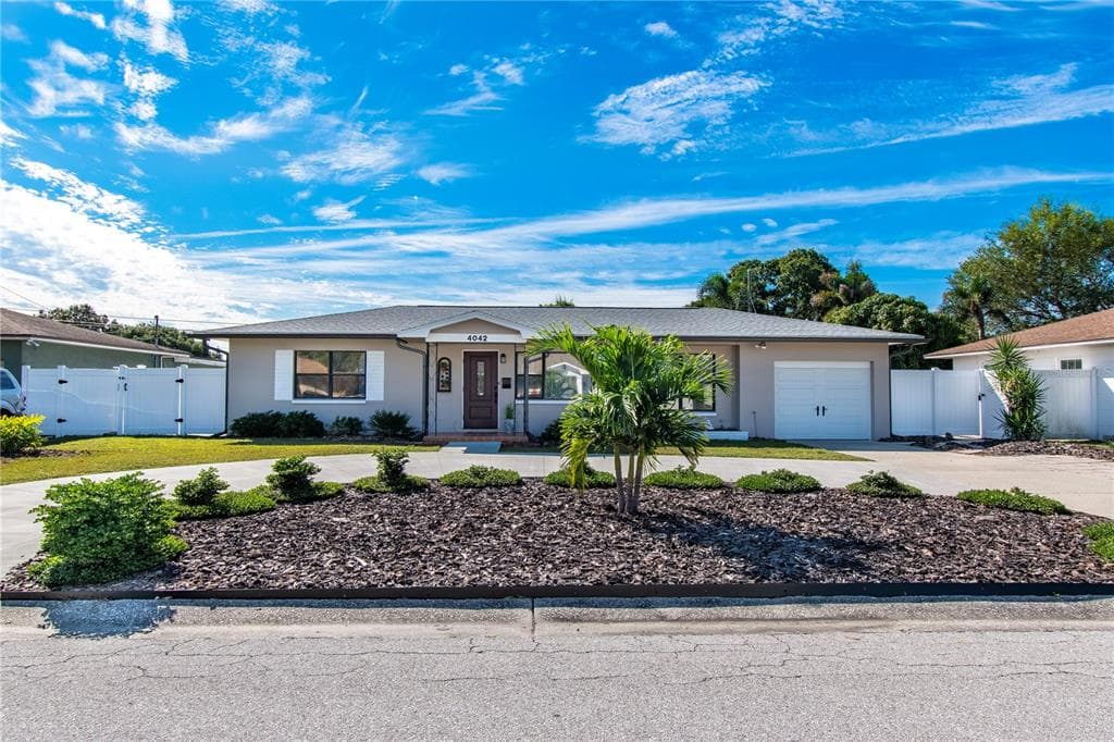4042 27TH AVENUE N ST PETERSBURG, FL 33713