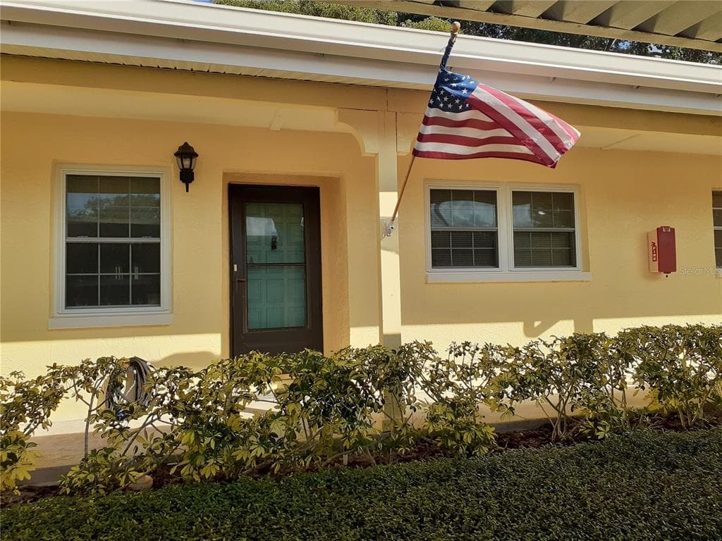2465 NORTHSIDE DR. UNIT 2002 CLEARWATER, FL 33761