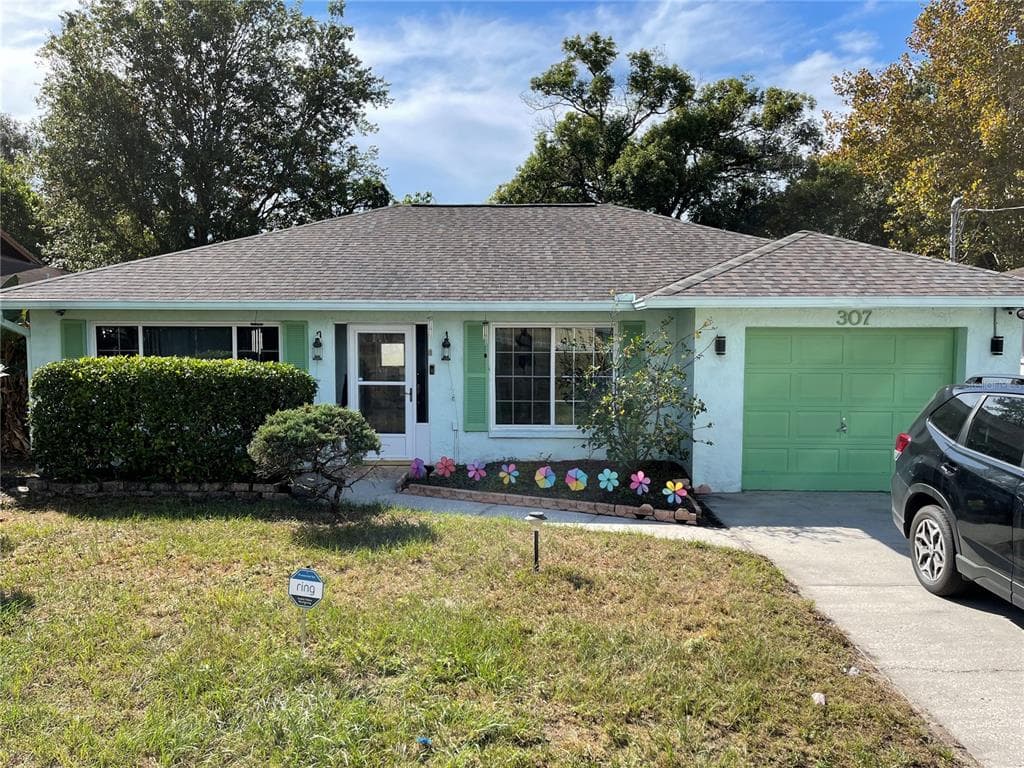 307 E 122ND AVENUE TAMPA, FL 33612