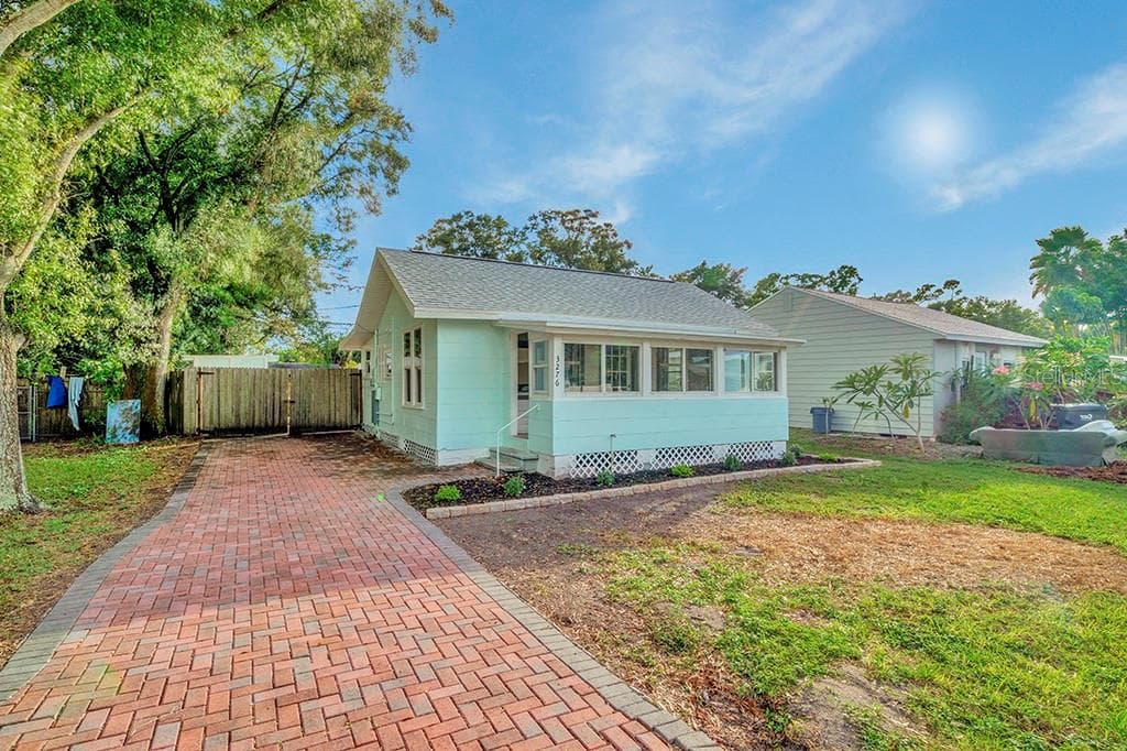 3276 56TH AVENUE N ST PETERSBURG, FL 33714
